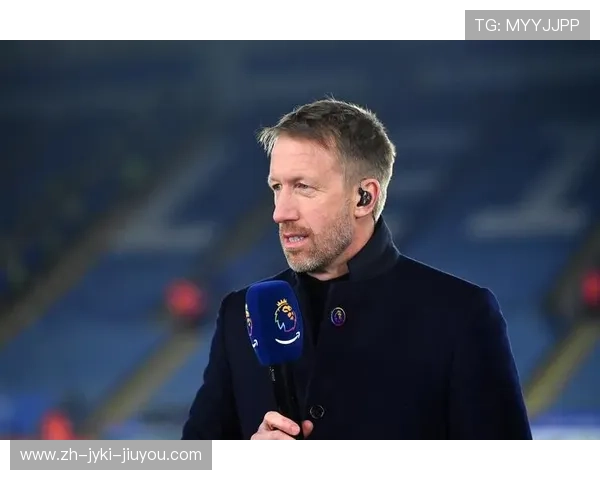 英超布莱顿主教练是谁？球队表现与战术研究